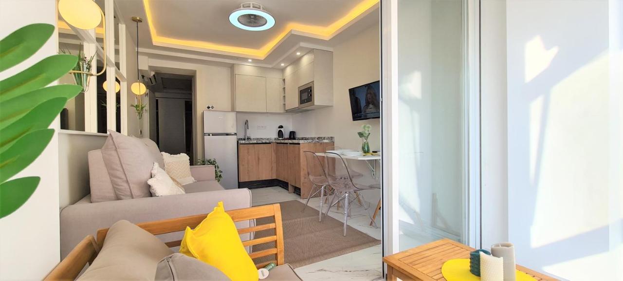Apartment Linea De Playa Естепона Екстериор снимка